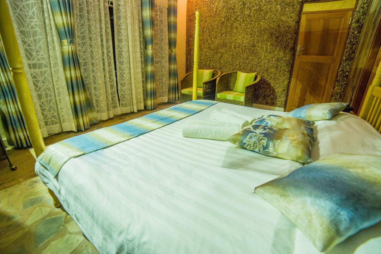 Lake Bunyonyi Eco Resort Chabahinga Ngoại thất bức ảnh