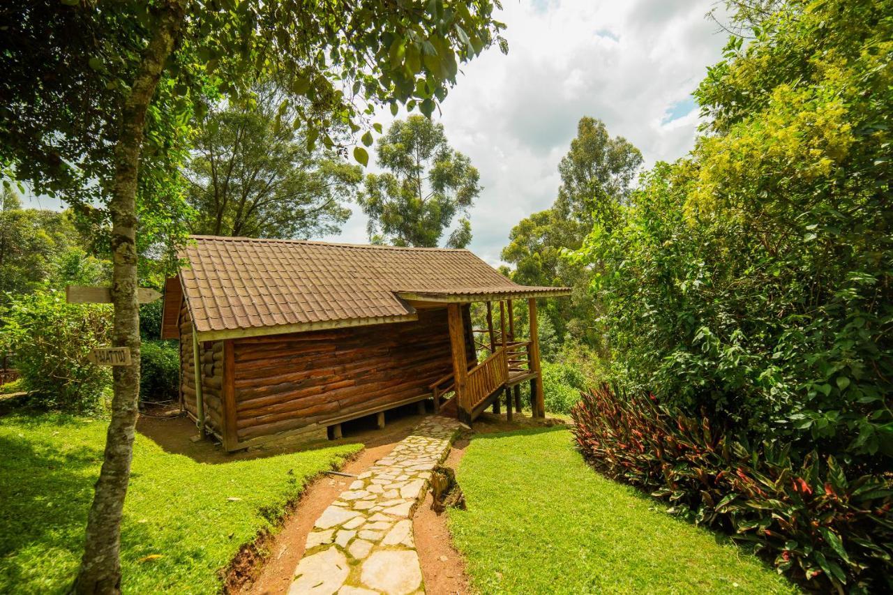 Lake Bunyonyi Eco Resort Chabahinga Ngoại thất bức ảnh