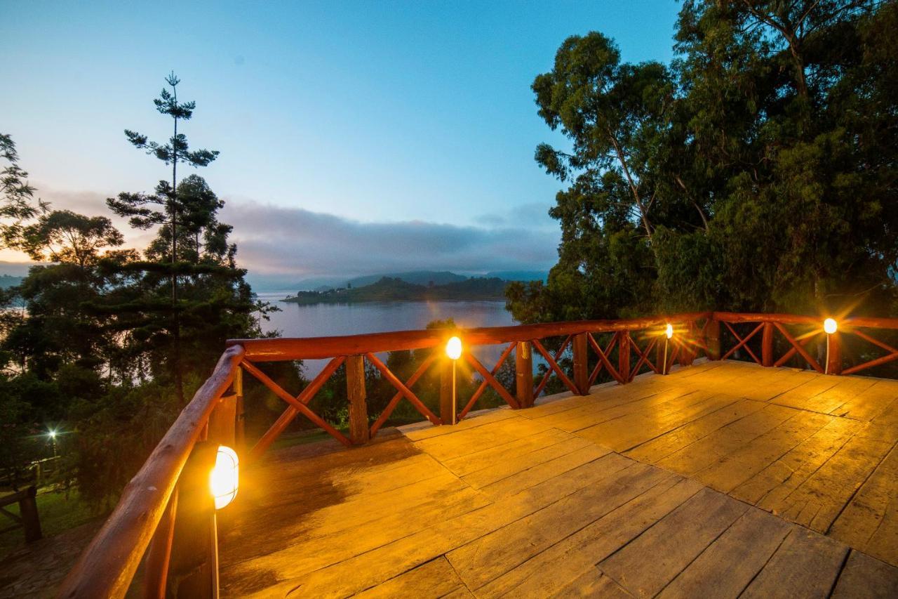 Lake Bunyonyi Eco Resort Chabahinga Ngoại thất bức ảnh