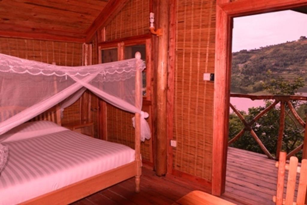 Lake Bunyonyi Eco Resort Chabahinga Ngoại thất bức ảnh